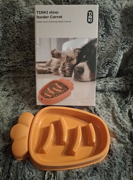 Gamelle anti-glouton TIAKI "Carotte"